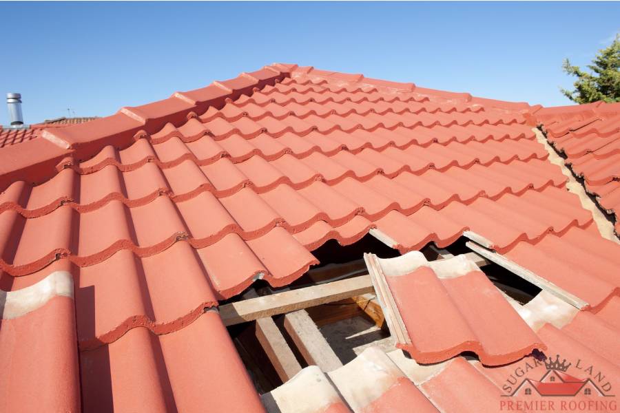 Emergency-Roof-Repair-Services